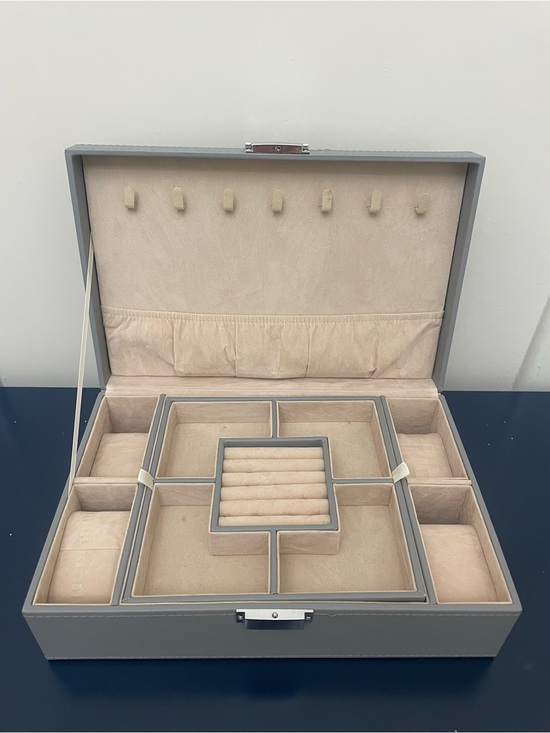 Other - Gray Jewelry Organizer Box with Beige Suede Interior